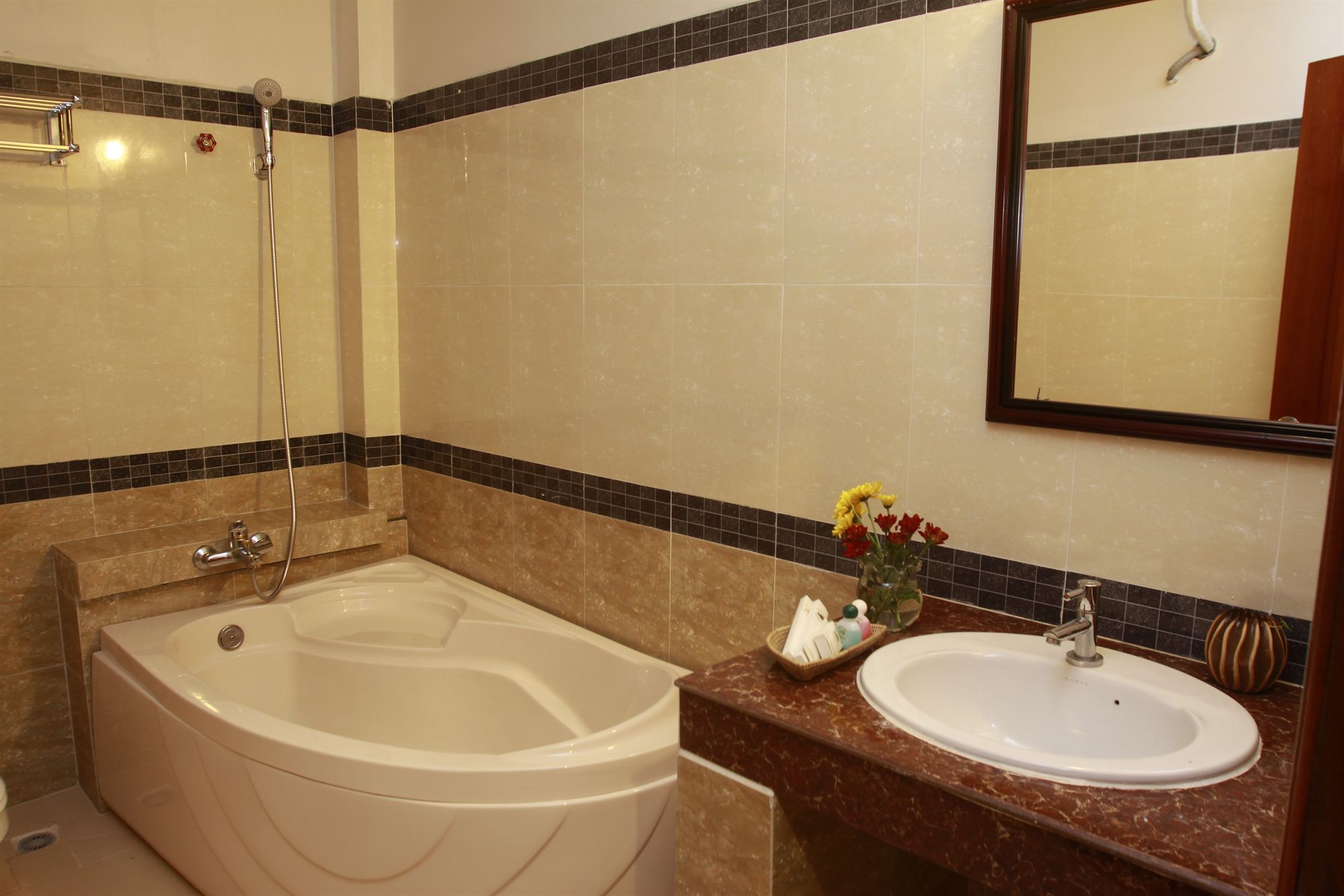White Beach Hotel Сіануквіль Екстер'єр фото